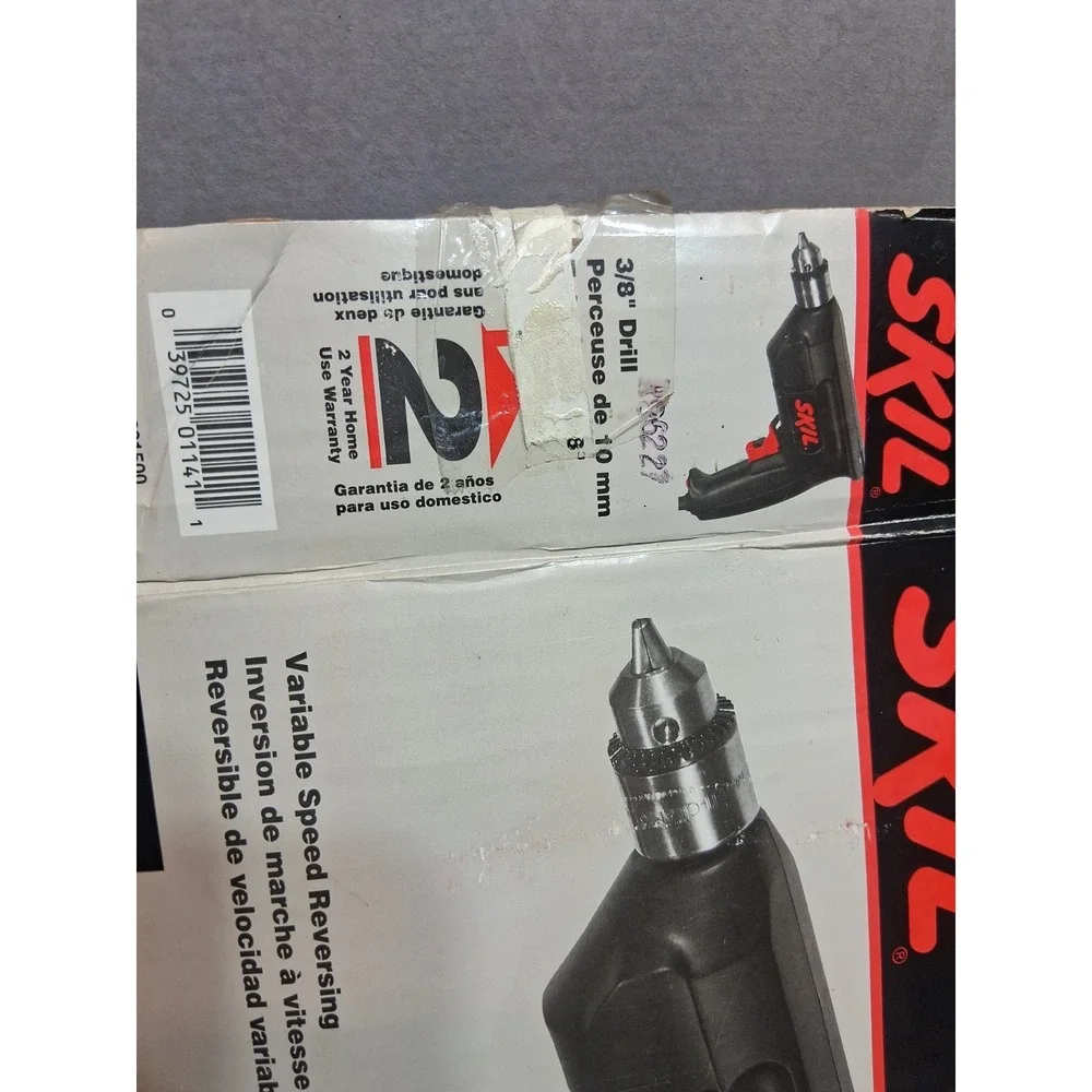 SKIL 6215 3/8 Variable Speed Reversing Drill. Chuck Key, Box And Book Included